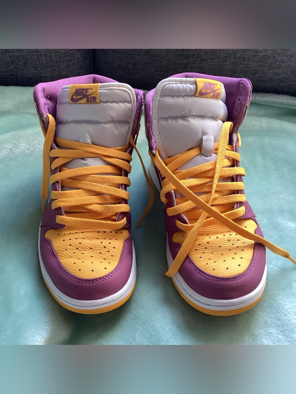 Nike  Air Jordan 1 Retro High OG "Brotherhood" sneakers